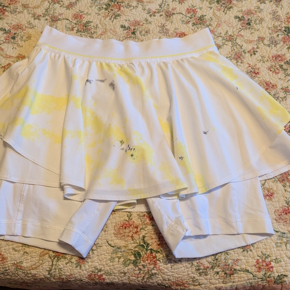 Lululemon brand new tennis skort - Picture 3 of 4